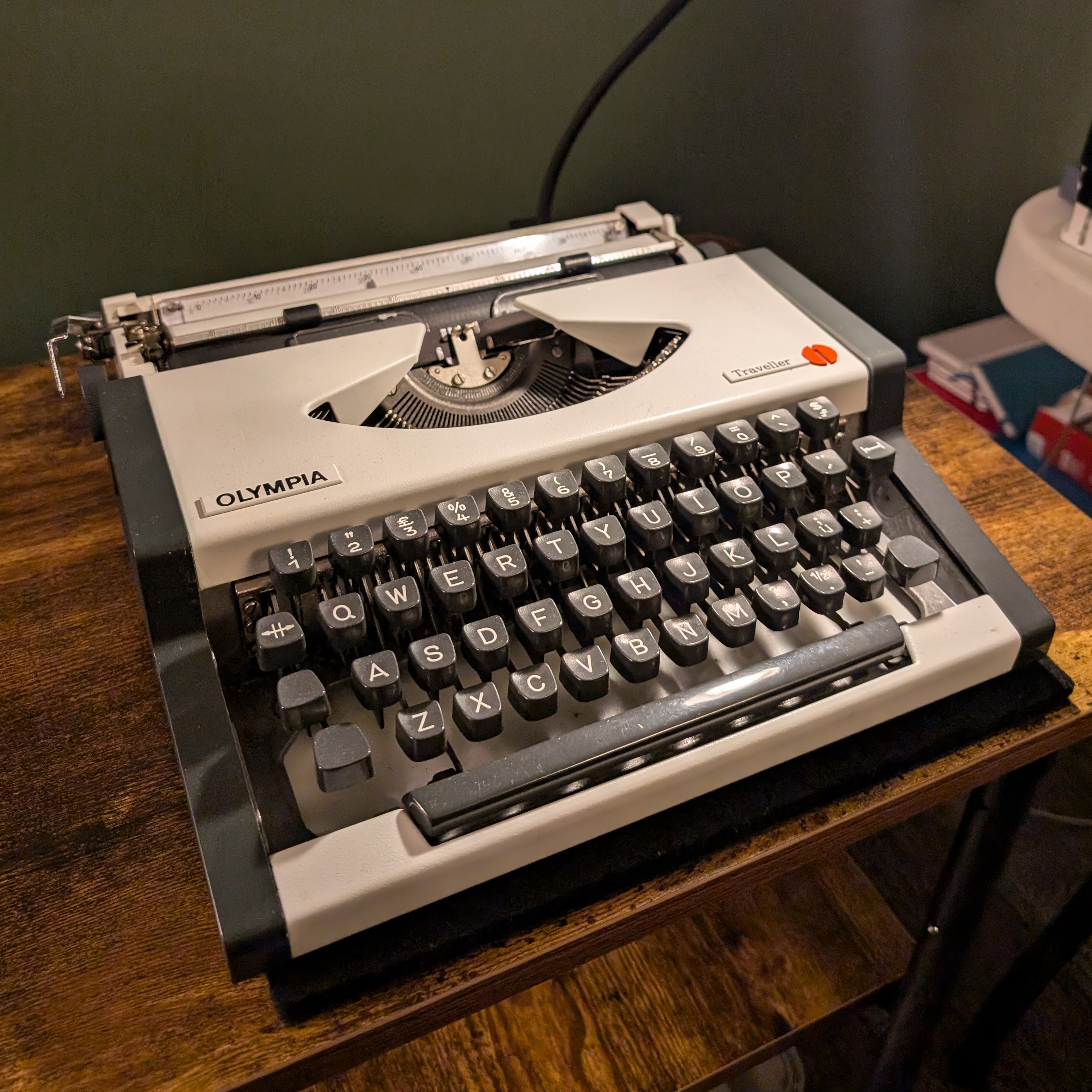 Olympia Traveller typewriter photo